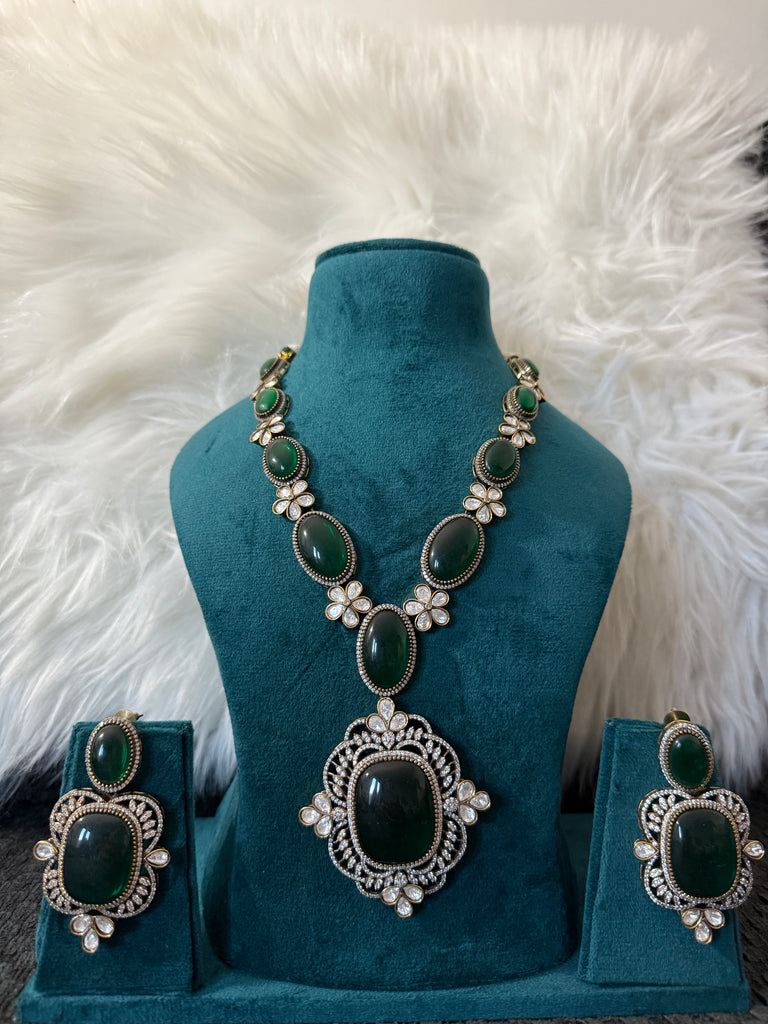 Green Long Necklace with Earrings